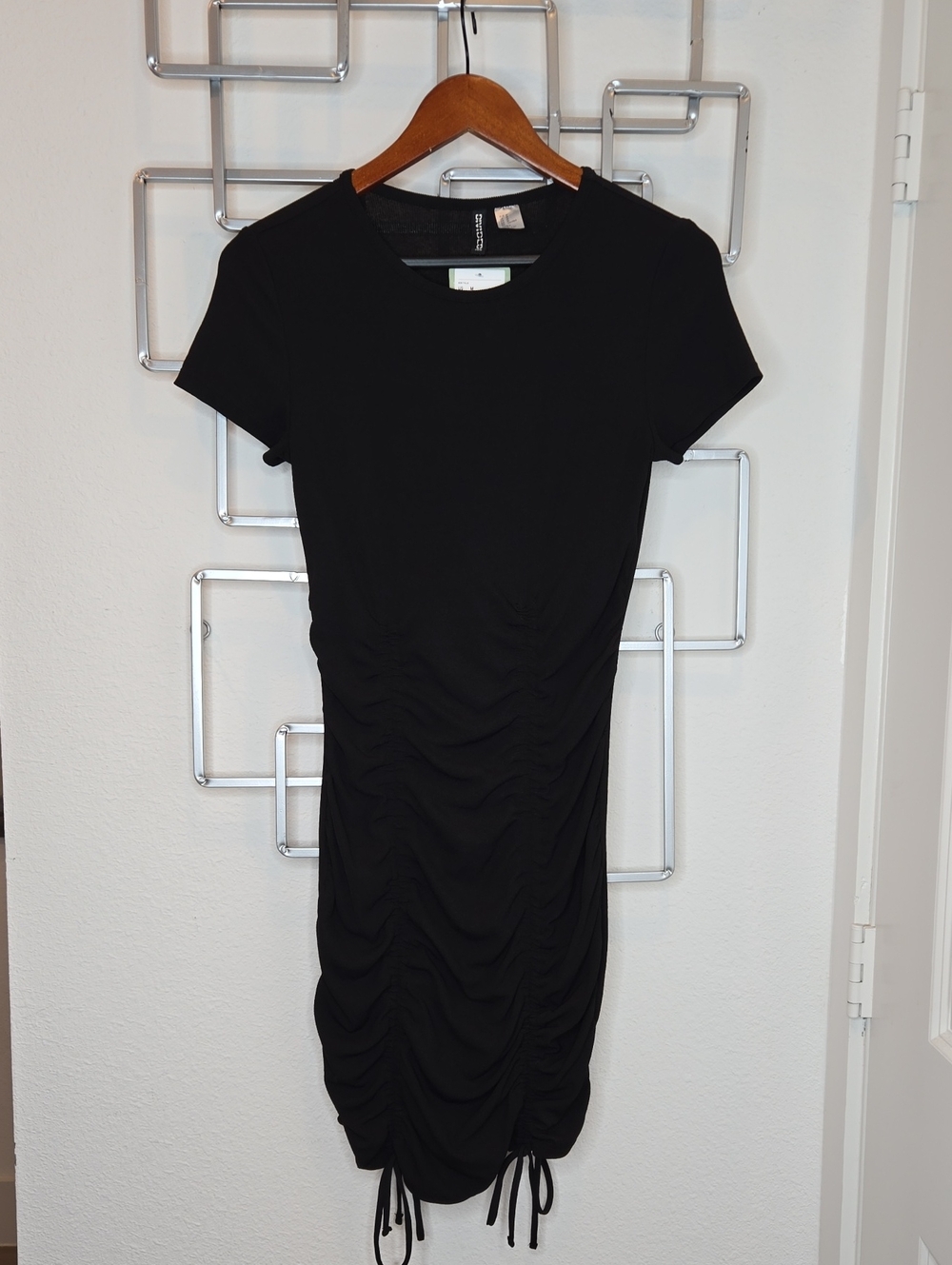 H&M Divided Black Ruched Drawstring Bodycon Mini Dress - Picture 2 of 9